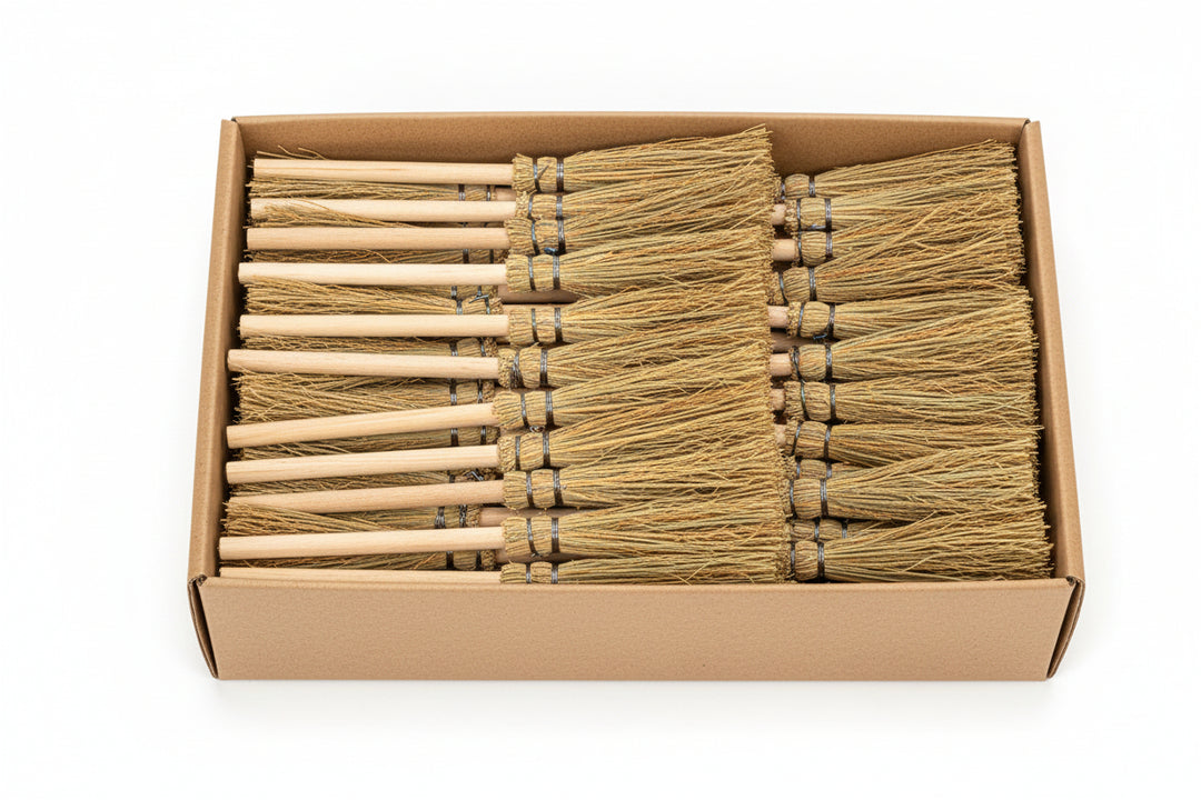 caja de escobas en miniatura, mini escobas para artesanía