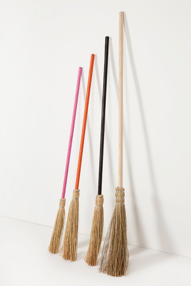 Premium Witch’s Broom 145 cm