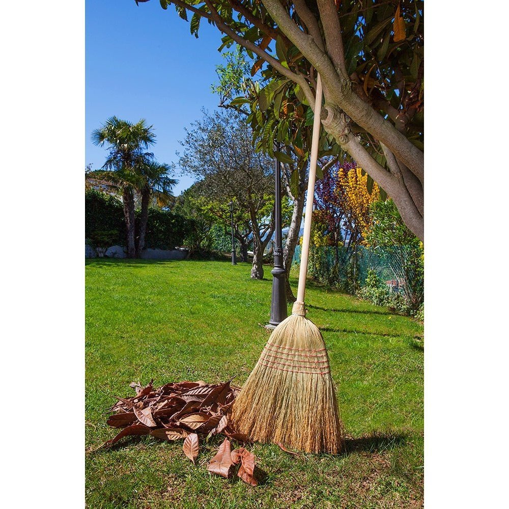 Escoba Artesana de Mijo Especial grande y robusta - mide 160 cm - reforzada con 5 Hilos 